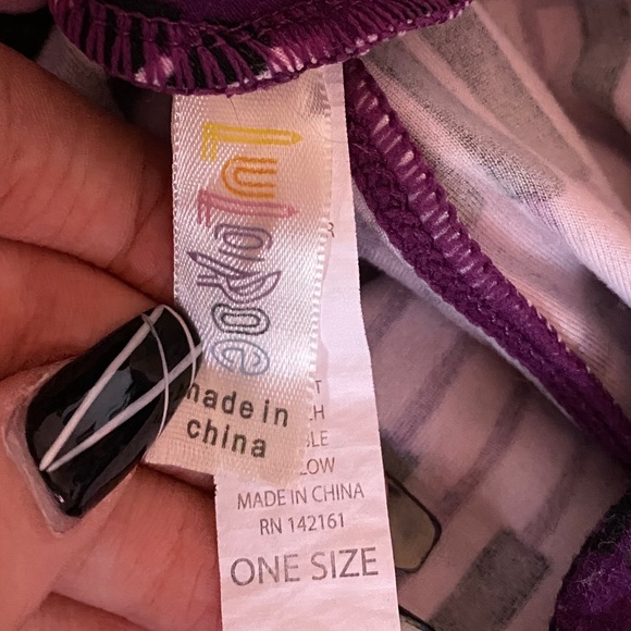 LuLaRoe piano keys leggings - Picture 3 of 4